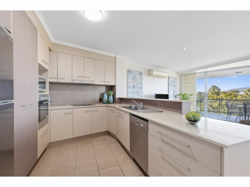 302/6-8 Victoria Parade, Rockhampton City QLD 4700